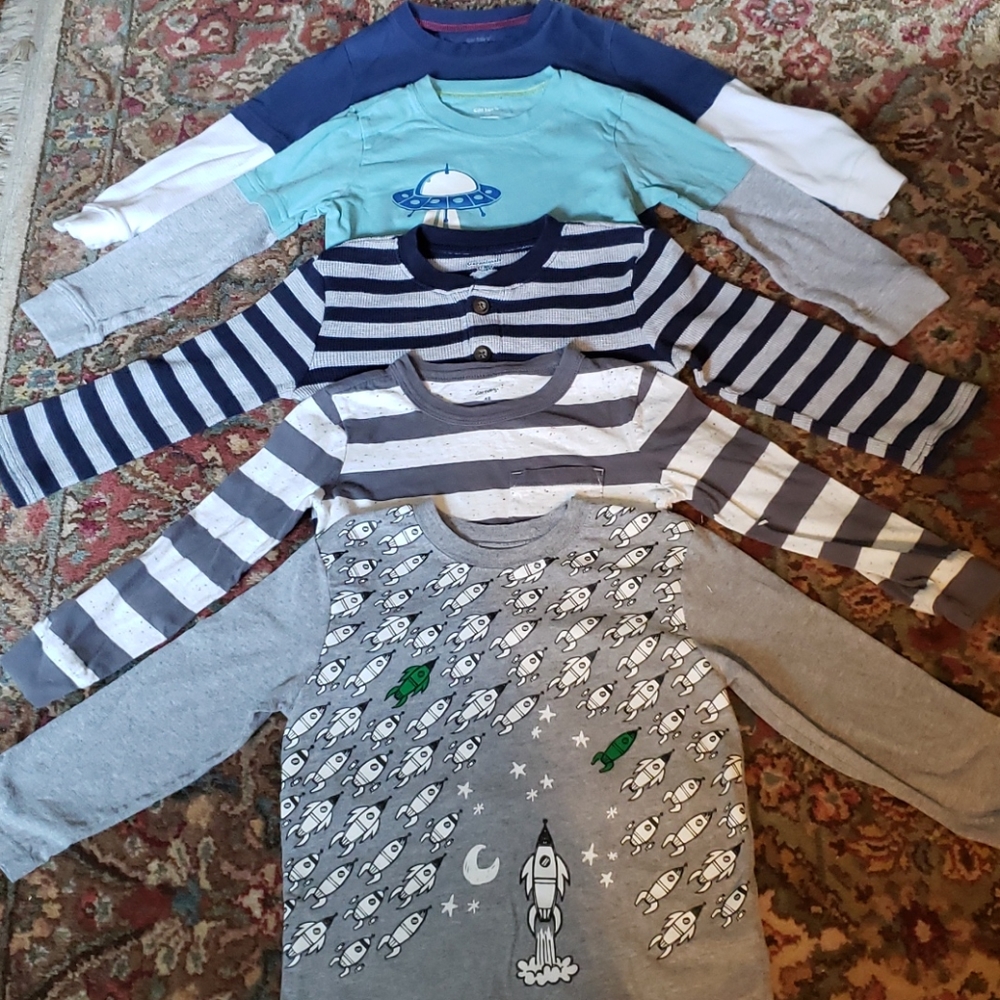 BOYS SZ 4T SHIRTS
